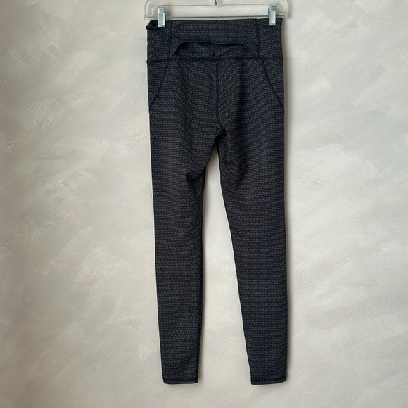 Helly Hansen leggings size small grey black patterned full length back pocket - Picture 6 of 8